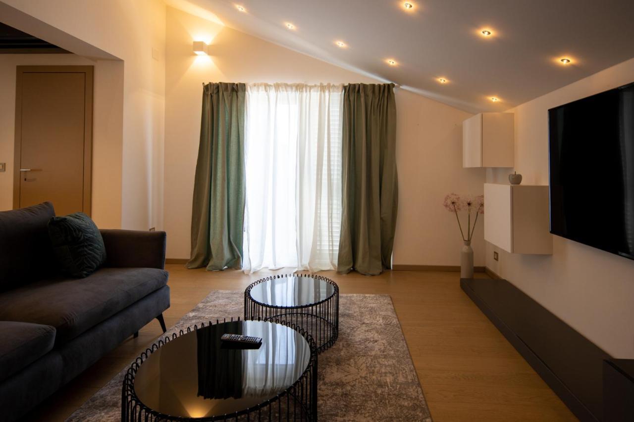 Lumaja Luxury Apartman Biograd Na Moru Eksteriør billede