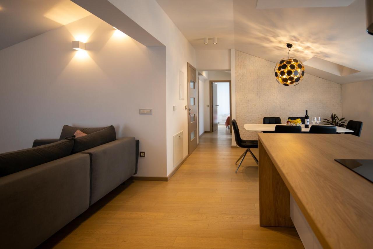 Lumaja Luxury Apartman Biograd Na Moru Eksteriør billede