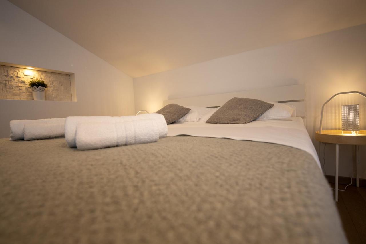 Lumaja Luxury Apartman Biograd Na Moru Eksteriør billede