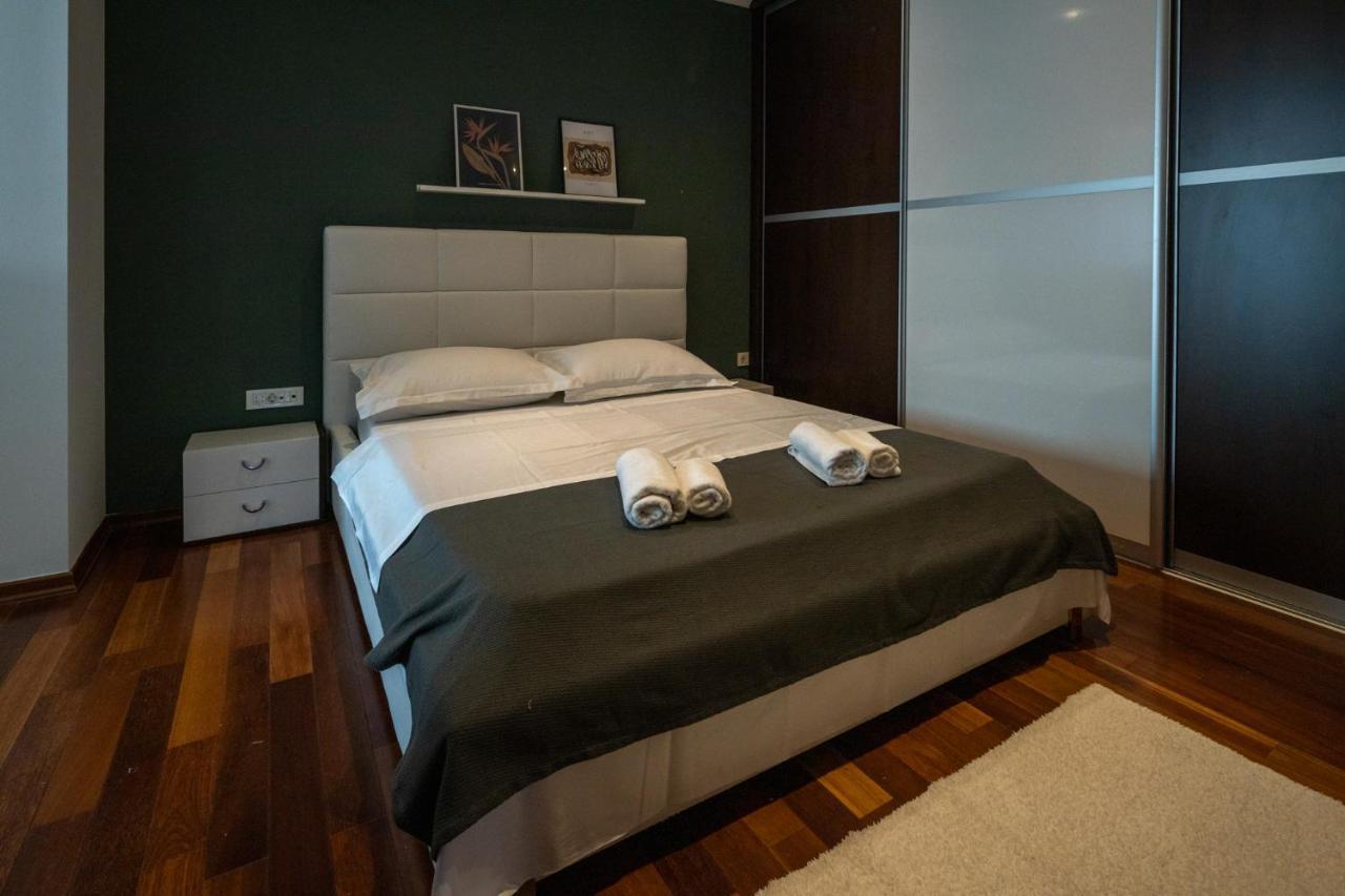 Lumaja Luxury Apartman Biograd Na Moru Eksteriør billede