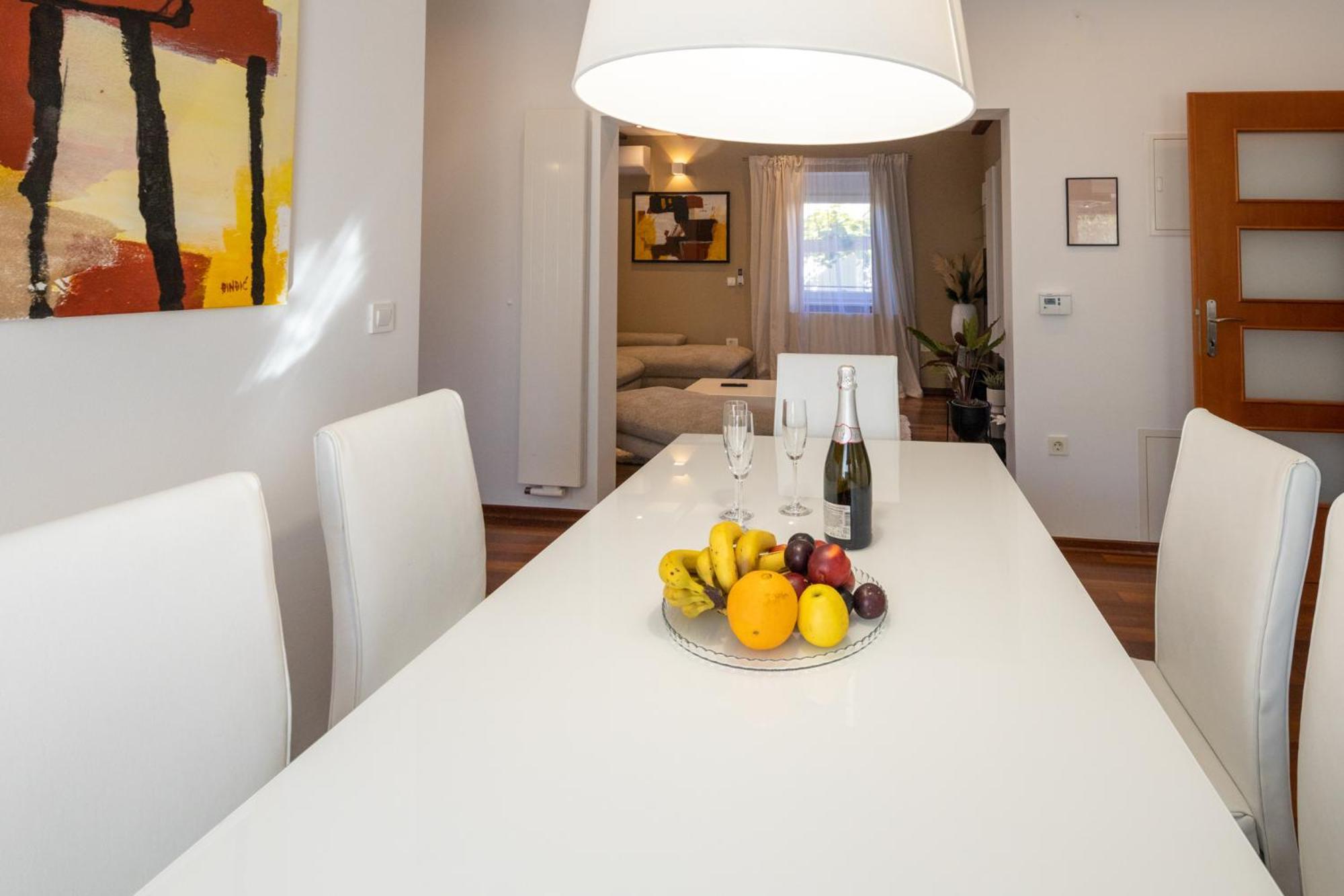 Lumaja Luxury Apartman Biograd Na Moru Eksteriør billede