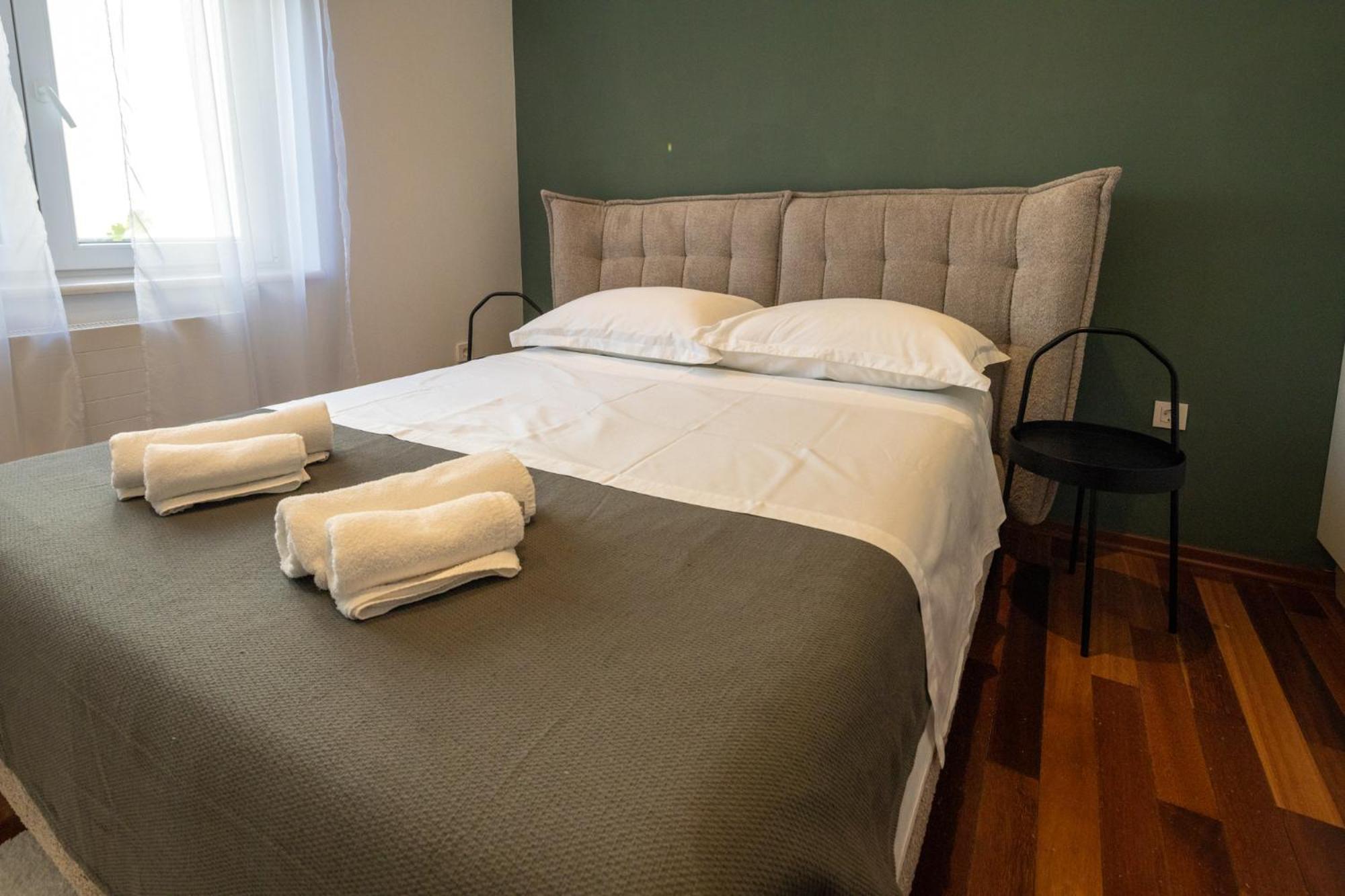 Lumaja Luxury Apartman Biograd Na Moru Eksteriør billede